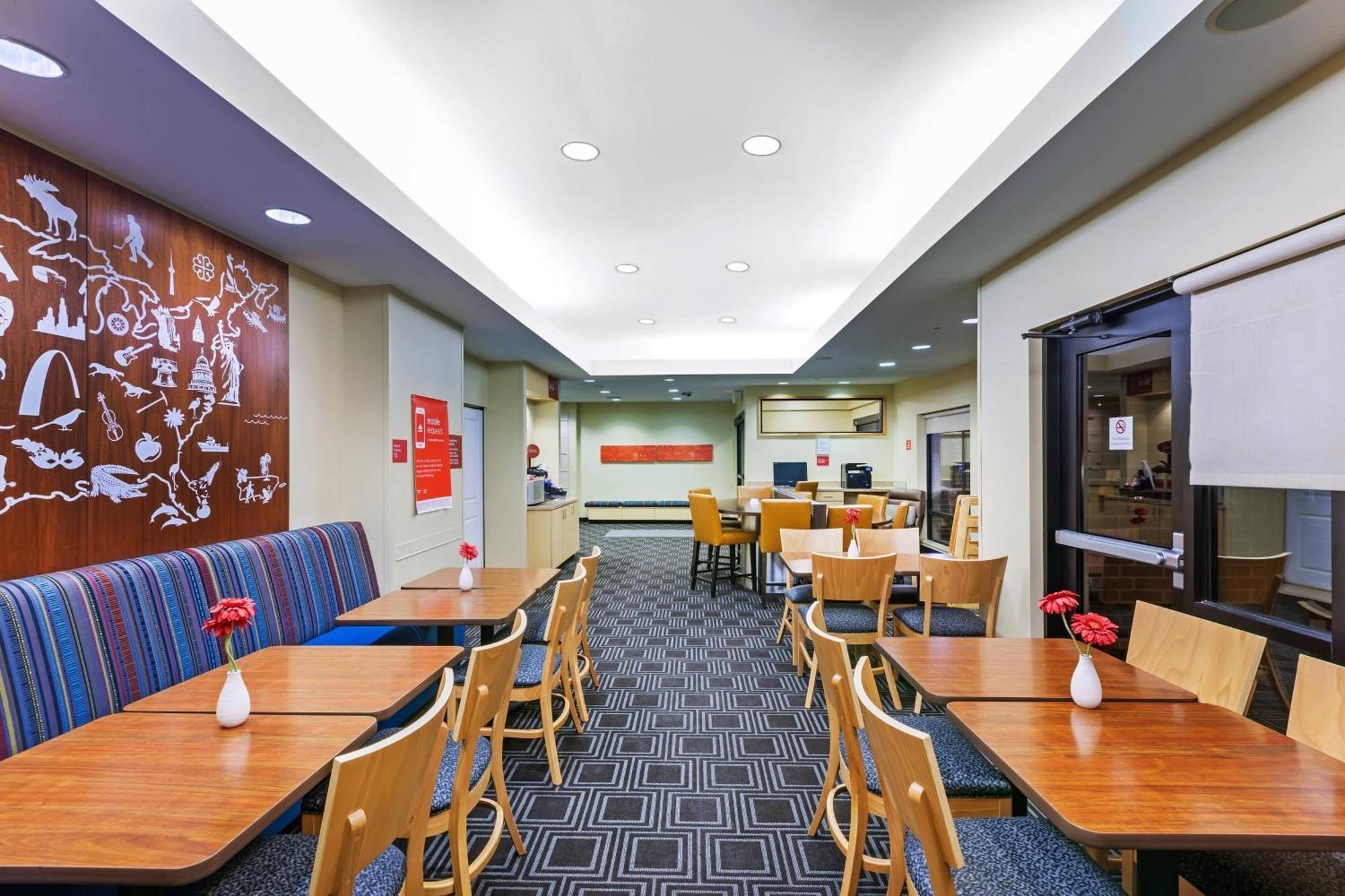 Towneplace Suites By Marriott Tulsa North/Owasso Bagian luar foto